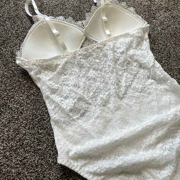 White Floral Lace Push Up One-piece Swimsuit - Picture 13 of 13